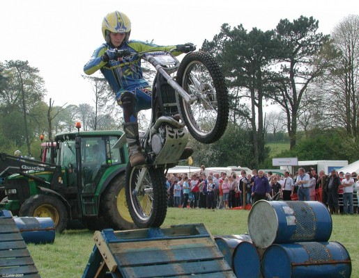 2007, how to reduce front wheel tyre wear
