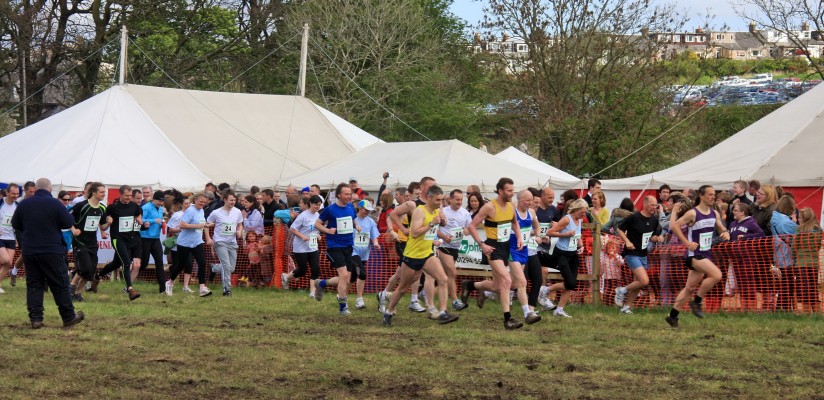 2009, Neilston Pad race start
