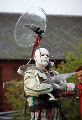 2017, Take me to your leader
Sea Hames, Kingston Playing fields, May 2017
