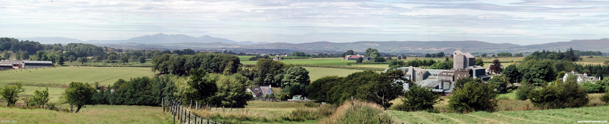 Arran from East Ayrshire
The Isle of Arran from near Dunlop.  The large building in the foreground is Howies of Dunlop Grain Mill but since this photo was taken in 2005 the Mill has been demolished.  [url=http://www.streetmap.co.uk/streetmap.dll?G2M?X=244105&Y=650165&A=Y&Z=120/] Map location. [/url]
