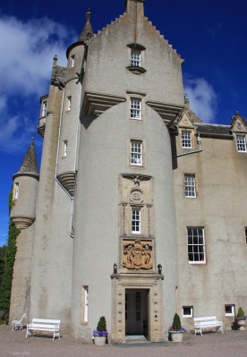 Ballindalloch Castle. Banffshire
The entrance to [url=https://www.ballindallochcastle.co.uk/] Ballindalloch Castle [/url]
