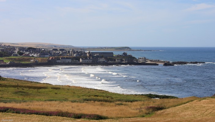 Banff, Scotland
Looking over towards Banff from above Macduff. [url=http://www.streetmap.co.uk/map.srf?X=369997&Y=864225&A=Y&Z=120/] Map location. [/url]
