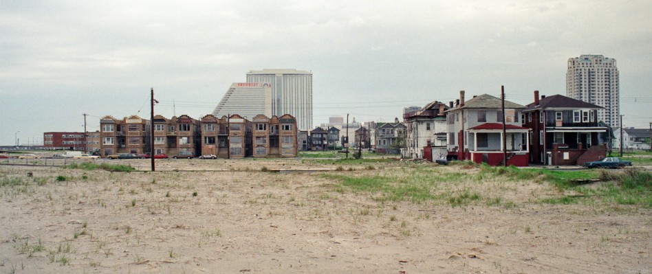 Beyond the boardwalk, Atlantic City, 1989
In 1989 if you kept walking along the boardwalk you came to this area of dereliction.  Presumably these will all be gone now with more hotels and casinos in their place but at this time some of those houses are still lived in.
