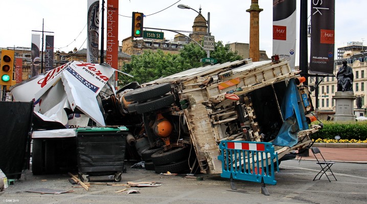 Bin Lorry, World War Z, Glasgow
The binmen in Philadelphia seem to take a few shortcuts on their rounds.
