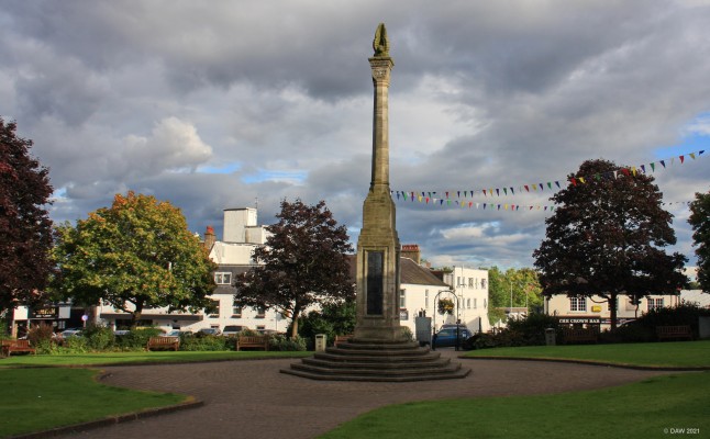 The War Memorial, Blairgowrie
Erected in 1920 it stands in the centre of the town. [url=http://streetmap.co.uk/map?X=318000&Y=745210&A=Y&Z=115/] Map location. [/url]
