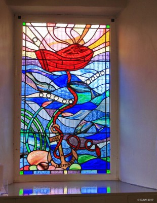 The Boys Brigade Window, Neilston Parish Church
In 2011 this window was commission by the 1st Neilston Boys Brigade Company as a celebration of their 50th Anniversary.  It was designed by [url=http://www.elizabethskea.co.uk/] Elizabeth Skea. [/url]
