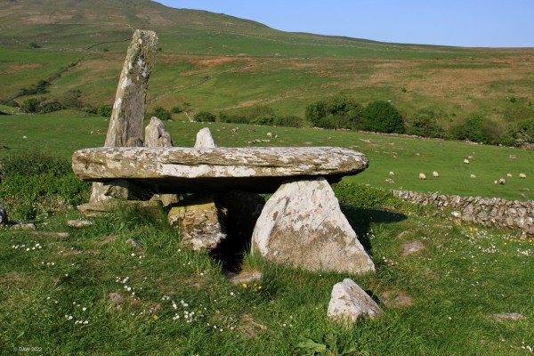 Cairnholy, Chambered Cairn
The second of two chambered cairns at Cairn Holy.  They are thought to date from before 4000 BC.  The site also has spectacular views over Wigton Bay. [url=http://streetmap.co.uk/map?X=251803&Y=554033&A=Y&Z=115/] Map location. [/url]
