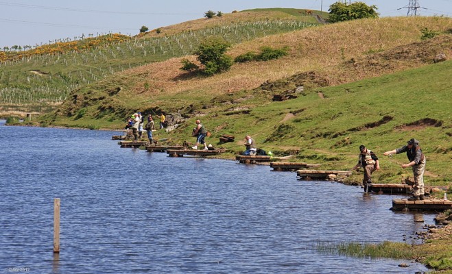 Gone fishing, Snypes Dam
[url=http://www.streetmap.co.uk/map.srf?X=248085&Y=655132&A=Y&Z=115/] Map location. [/url]
