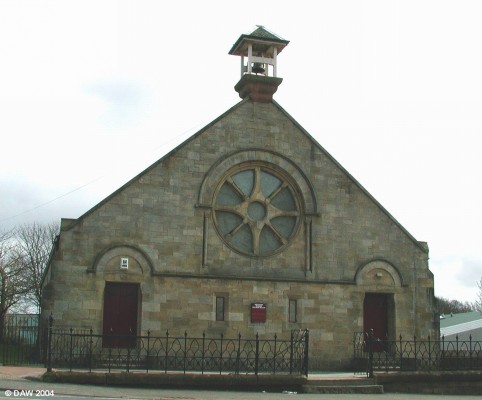 Neilston Parish Church Hall
This is the Church Hall associated with Neilston Parish Church.   This building was itself a Church at one time, it was opened in 1873 as the United Free Church. [url=http://www.multimap.com/map/browse.cgi?lat=55.7841&lon=-4.4248&scale=10000&icon=x]Map location.[/url]
