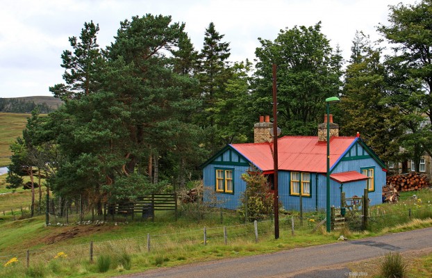 Mission House in Kinbrace, Sutherland
Kinbrace is a small community that surrounds a rural railway station.  It consists of only a handful of houses, this one  made from corrugated iron was built in 1912 as the manse for the church that was built at the same time.
