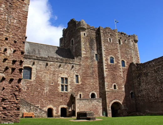 The Lords Tower, Doune Castle
The principal tower at [url=https://www.historicenvironment.scot/visit-a-place/places/doune-castle/] Doune Castle. [/url] It has three floors and is around 29m in height.   It sits over what is the main entrance to the castle.
