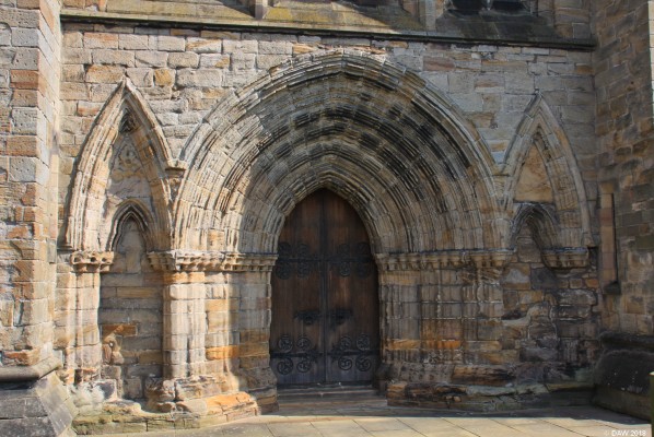 The western door of Dunblane Abbey
The imporessive western door of the 12th century Dunblane Cathedral. [url=http://www.streetmap.co.uk/map.srf?X=278035&Y=701575&A=Y&Z=120/] Map location. [/url]

