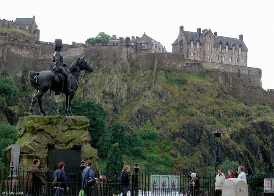 Edinburgh Castle viewed from Princess Street
