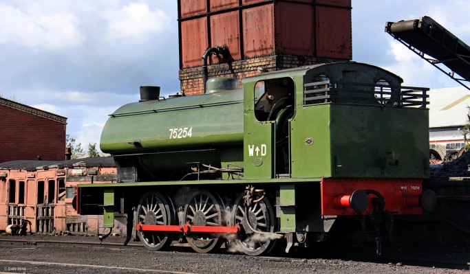 Engine 75254, Bo'ness & Kinneil Railway
Engine 75254 under steam at Bo'ness.  Built in 1945 by W. G. Bagnall Ltd and formerly used by the NCB at Comrie in Fife.
