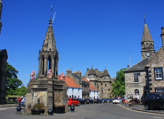 Falkland town centre
The Bruce fountain is on the left and in the centre in the distance is Falkland Palace.
