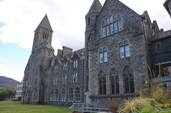 Fort Augustus Abbey
The former Fort Augustus Abbey.  It was completed in 1880 as St Benedicts Abbey on the site of the old Military Fort which had been built after the first Jacobite uprising.  In 1998 the building was converted in to holiday apartments. [url=https://streetmap.co.uk/map.srf?X=238140&Y=809230&A=Y&Z=115/] Map location. [/url]

