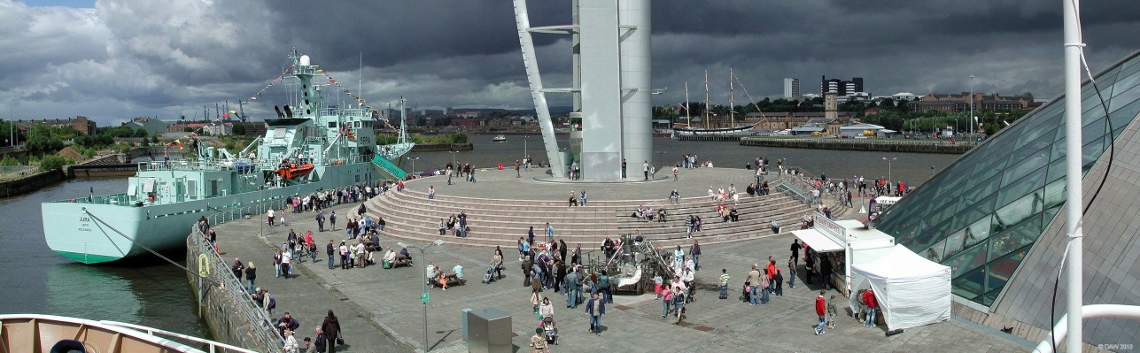 Glasgow River Festival, 2007
FPV Jura along side during the 2007 river festival.  Jura was built at Feguson shipyard on the clyde and entered service in 2006.  She has a crew of 17 and displaces some 2000 tons, her role is to enforce UK, EU and international fishing regulations in the seas around Scotland.  The Glen Lee tall ship is in the back ground.
