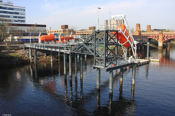 Glasgow's Lifeboat
Its reasuring to know that if Glasgow happens to sink there are lifeboats available.  These are at what used to be called Glasgow Nautical College but today goes by the name of [url=http://www.cityofglasgowcollege.ac.uk/] City of Glasgow College. [/url]
