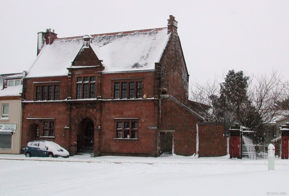 The Glen Halls, Neilston
Taken in March 2006 during an unusually heavy snow fall.
