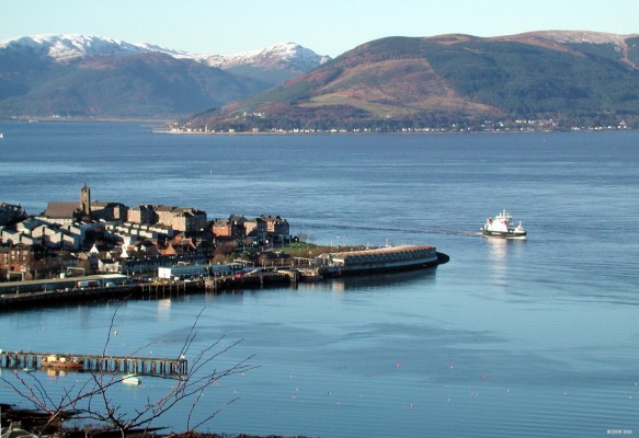 Over looking Gourock
Looking towards the Holy Loch from Lyle Hill on a crisp sunny winter afternoon. [url=http://www.streetmap.co.uk/map.srf?X=225850&Y=677040&A=Y&Z=126/] Map location. [/url]
