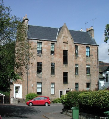Random street, Glasgow
Some times you stop for no other reason than to  look at a map and think, thats a really nice building.  This is one such example.  [url=http://www.streetmap.co.uk/map.srf?X=258636&Y=660125&A=Y&Z=110/] Map location. [/url]
