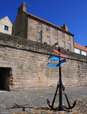 Harbour area, Berwick Upon Tweed
[url=http://streetmap.co.uk/map.srf?X=399762&Y=652723&A=Y&Z=115/] Map location. [/url]
