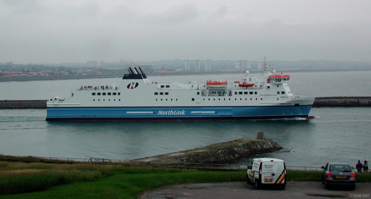 MV Hjaltland leaving Aberdeen Harbour for Shetland
Built in the Aker Finnyards shipyard in Rauma, Finland.  At 12,000 gross tons, she can carry up to 600 passengers and 125 cars at speeds up to 24 knots.
