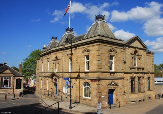 Jedburgh Town Hall
[url=http://www.streetmap.co.uk/map.srf?X=365099&Y=620507&A=Y&Z=115/] Map location. [/url]

