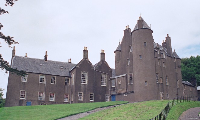 Kelburn Castle, Ayrshire, 1988
[url=http://streetmap.co.uk/map.srf?X=221728&Y=656796&A=Y&Z=120/] Map location. [/url]
