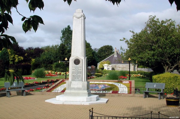 The War Memorial, Kilwinning
As far as I remember Kilwinning War memorial came runner up in a competition of best kept memorials throughout Scotland the year this photo was taken in 2005.  [url=http://www.streetmap.co.uk/idmap.srf?X=230770&Y=644385&A=Y&Z=120/] Map location. [/url]
