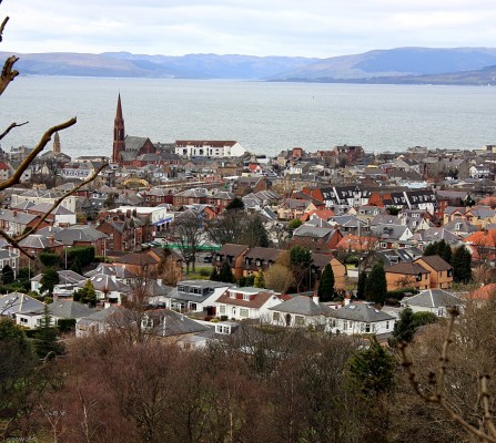 Over looking Largs Town Centre from Douglas Park
Looking down on Largs town centre from Douglas Park, the Kyles of Bute are in the distance above the pier.  Taken in early spring 2008 before the new pier was constructed.   [url=http://www.streetmap.co.uk/map.srf?X=221098&Y=658598&A=Y&Z=115/] Map plocation. [/url]
