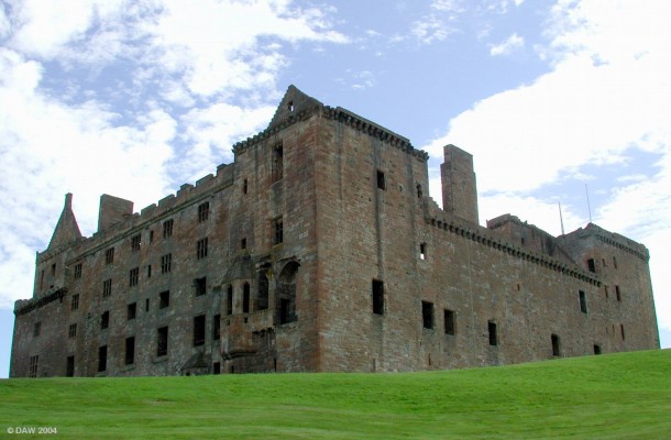 Linlithgow Palace
The present Palace was constructed from 1425 for King James I.  Mary Queen of Scots was born here in 1542.
