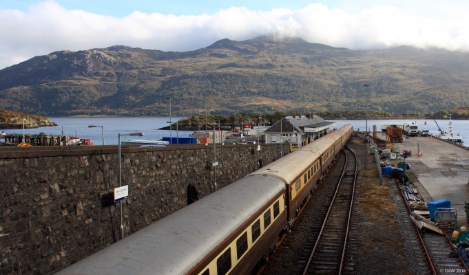 Long train, Kyle of Lochalsh
A special touring train run by West Coast Railways visits Kyle of Lochalsh, the normal service trains are shorted. [url=http://streetmap.co.uk/map.srf?X=176240&Y=827225&A=Y&Z=120/] Map location. [/url]
