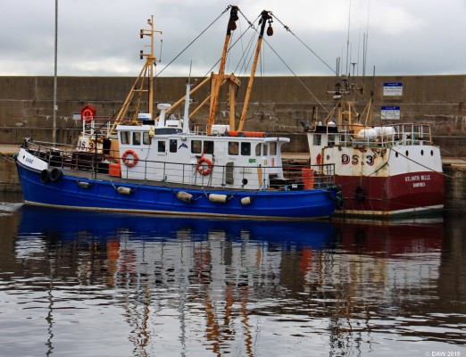 Macduff Harbour
The wooden hulled fishing boat Ocean Sovereign at Macduff Harbour.  [url=www.multimap.com/map/browse.cgi?lat=57.671&lon=-2.4974&scale=25000&icon=x/]Map location[/url]

