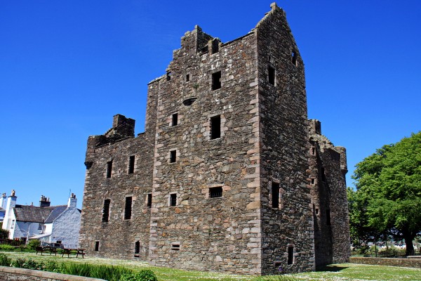Maclellans Castle Kirkudbright
The ruin of the late 16th century Castle built by Sir Thomas Maclellan. [url=http://streetmap.co.uk/map.srf?X=268247&Y=551047&A=Y&Z=115/] Map location. [/url]
