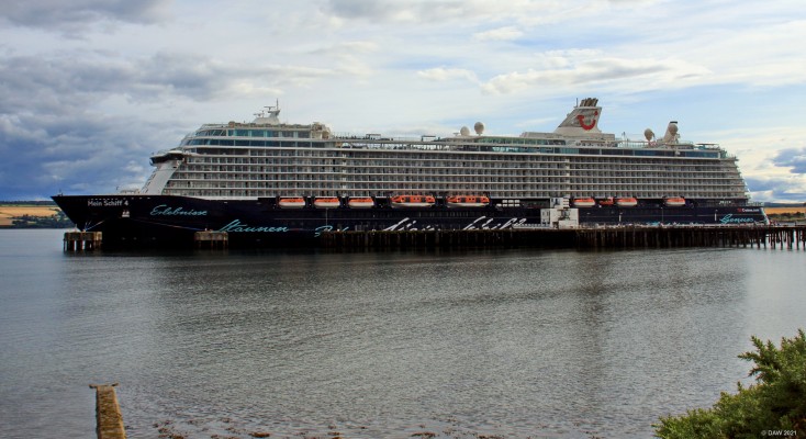 Mein Schiff 4, Invergordon, 2017
Invergordon is now a popular stopping point for cruise liners.  This one first sailed in 2015 and can carry up to 2,700 passengers.  She displaces some 99,000 tons.
