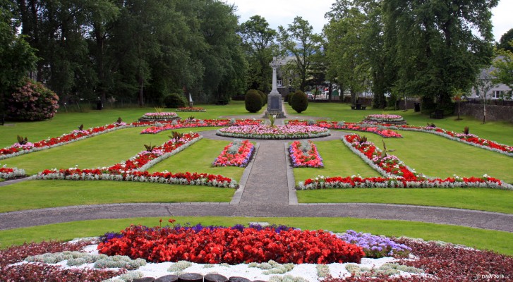 The Memorial Gardens, Kingussie
[url=http://streetmap.co.uk/map.srf?X=275653&Y=800616&A=Y&Z=106/] Map location. [/url]
