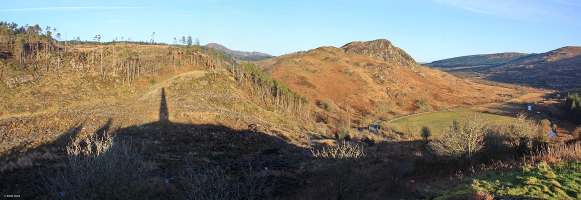 Murrey's Monument, Winter
Looking over to the wild goat park from Murrey's Monument on a winters day. [url=http://streetmap.co.uk/map?X=248807&Y=571832&A=Y&Z=115/] Map location. [/url]
