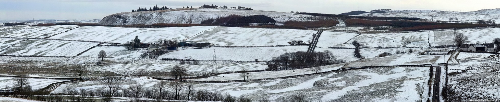 The Neilston Pad, winter 2009
Over looking the Neilston pad from Howcraigs Hill on a cold February morning.  Glasgow is in the distance on the left and on the extreme right hand side you can see some of the turbines of Whitelees wind farm.  [url=http://www.streetmap.co.uk/map.srf?X=245475&Y=655330&A=Y&Z=120/] Map location. [/url]
