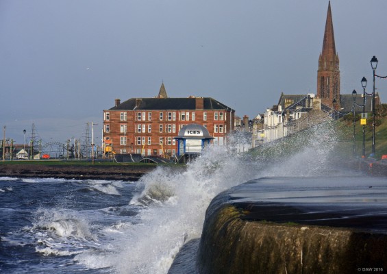 No ices today, Largs
Winter in Largs.  [url=http://streetmap.co.uk/map.srf?X=220349&Y=658641&A=Y&Z=115/] Map location. [/url]
