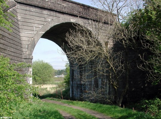 Old railway Bridge
The old concrete bridge on the now disused railway line that used to go from Neilston down to the Ayrshire coast.  The Levern Water runs under it along with the footpath to Midgehole Glen.  [url=http://www.streetmap.co.uk/map.srf?X=246735&Y=656320&A=Y&Z=115/] Map location. [/url]
