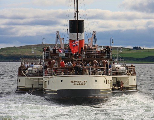Paddle Steamer Waverley departing Largs pier
