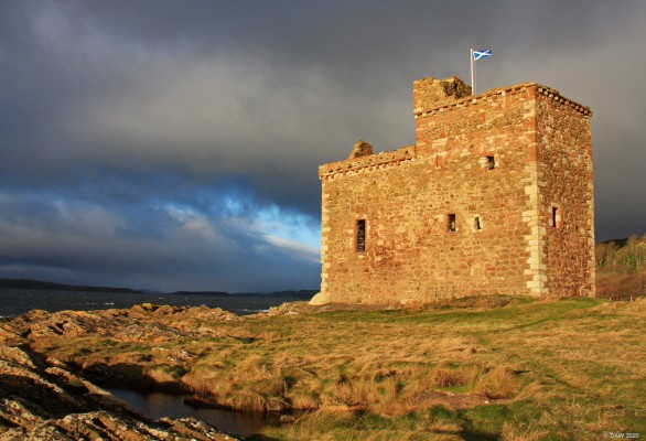 Portencross Castle in winter
The low winter sun breaks through the clouds to light up Portencross Castle

