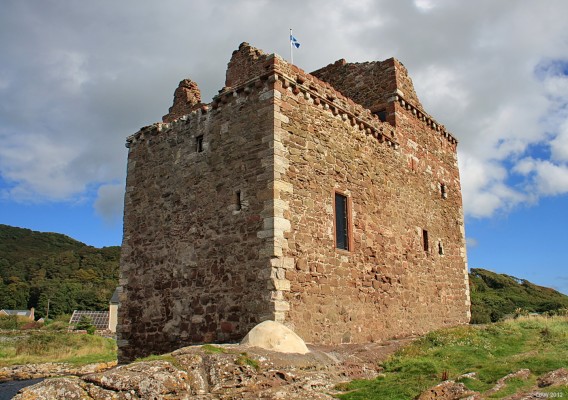 Portencross Castle, 2010
A view of [url=http://www.portencrosscastle.org.uk/] Portencross castle [/url] after completion of its restoration.  Despite losing out on the BBC's Restoration programme they continued to seek funding elsewhere.  The Castle is now open to the public at certain times of the year.  

