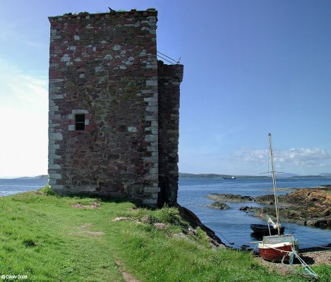 Looking West from Portencross Castle
[url=http://www.portencrosscastle.org.uk/index.php/]Portencross Castle [/url]is a grade A listed Tower House dating from the 14th century built on a rock on an exposed rock right at the shore of the Firth of Clyde.  [url=http://www.streetmap.co.uk/streetmap.dll?G2M?X=217525&Y=648885&A=Y&Z=3/]Map location[/url] 
