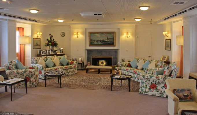 The Queens sitting room, Royal Yacht Brinannia
This is no doubt where Prince Philips of an evening would come up with a new gag to insult the locals on a foreign visit.
