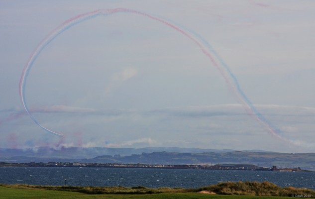 The Red Arrow over Troon
The RAF Red Arrows over Troon during the 2015 Airshow as seen from Irvine.
