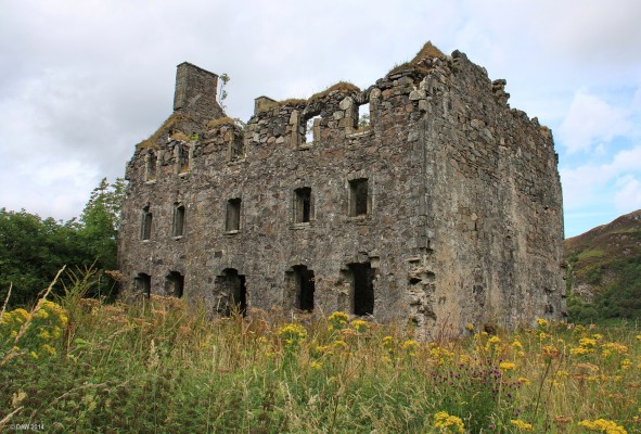 Ruins of Bernera Barracks, Glenelg
These Barracks were completed in 1725 to house a garrison of around 200 soldiers to suppress the Jacobites after the uprising of 1715.  By 1830 the barracks had become the local poor house, today, although listed, they are in a dangerous state of repair. [url=http://streetmap.co.uk/map.srf?X=181555&Y=819675&A=Y&Z=120/] Map location. [/url]
