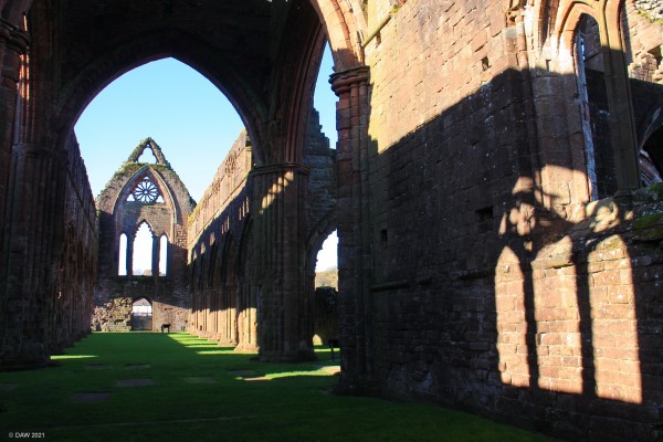 Ruins of Sweetheart Abbey
Founded in 1725 by Dervorguilla of Galloway, daughter if Alan, Lord of Galloway in memory of her husband, John de Balloi.  
