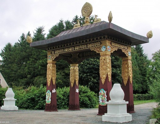 Samye Liberation Gate, Eskdalemuir
Formal entrance to the [url=http://www.samyeling.org/] Kagyua Samye Ling [/url] Buddhist Centre near eskdalemuir.  The gateway is dedicated to world peace.
